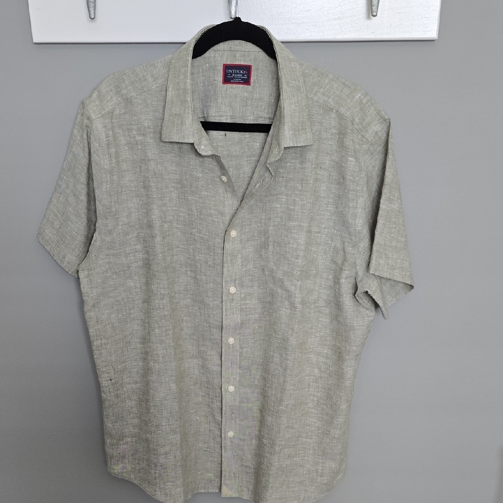 UNTUCKit Men's Cameron Short Sleeve Linen Shirt